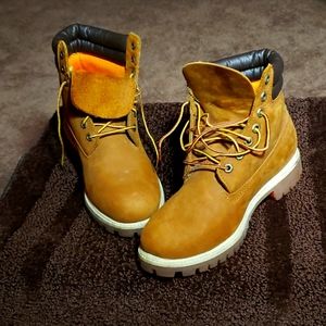 Tan work style boot